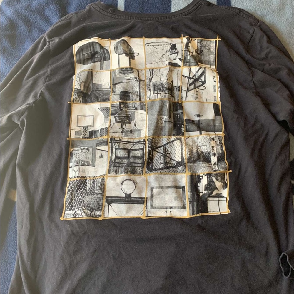 nike t- shirt